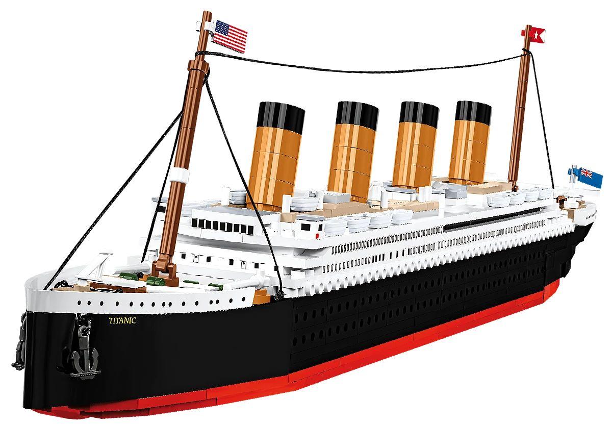 Cobi R.M.S. Titanic