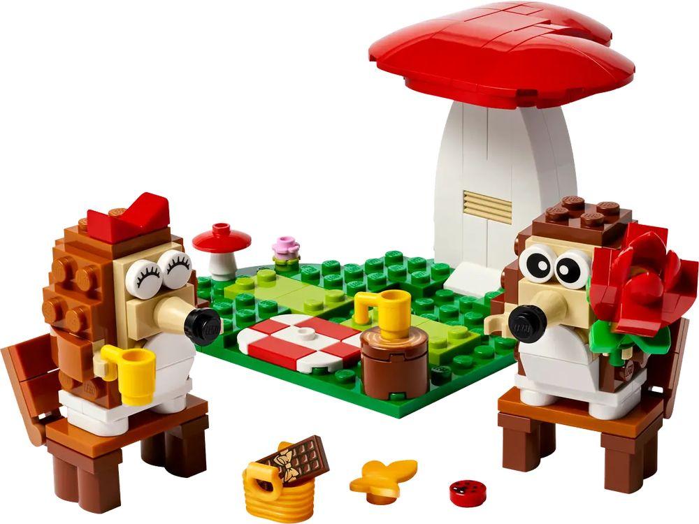 LEGO Iconic Igel und ihr Picknick-Date